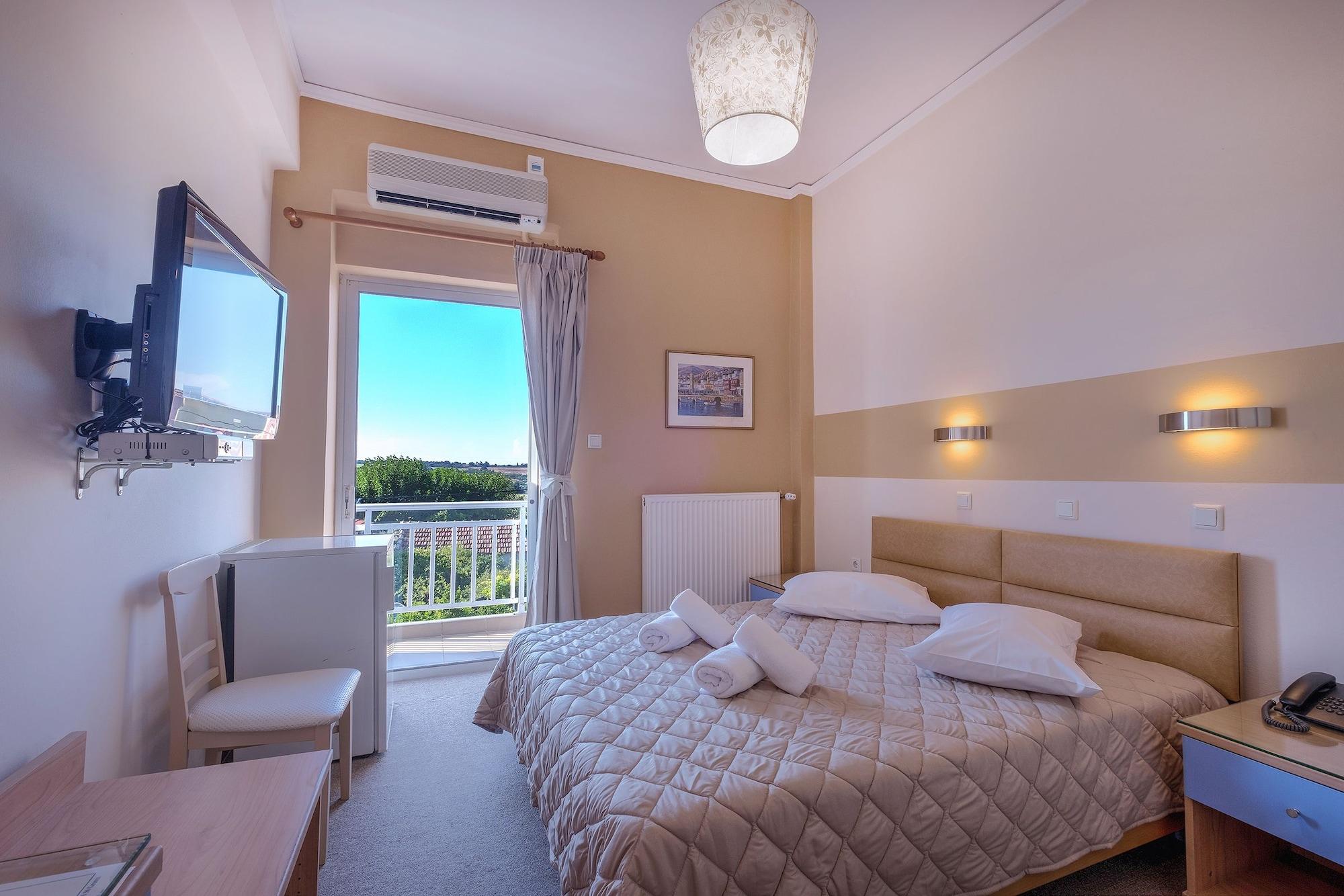 Hotel Taxiarhis ลูตราคิลลินิส ภายนอก รูปภาพ